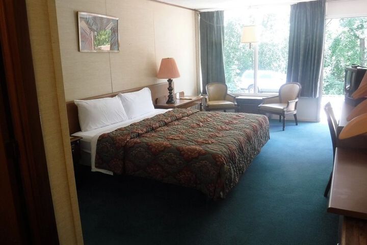 Room 20 of 63
