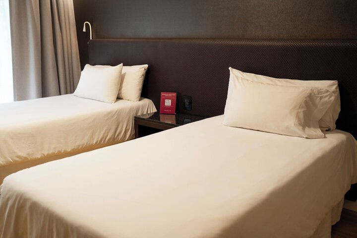 Room 20 of 43