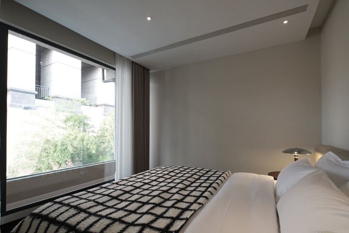 Room 35 of 45