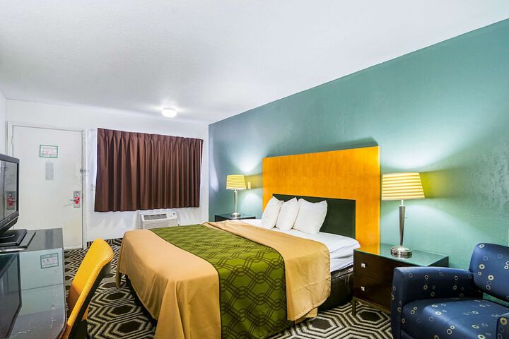 Double Bed (6 of 20)