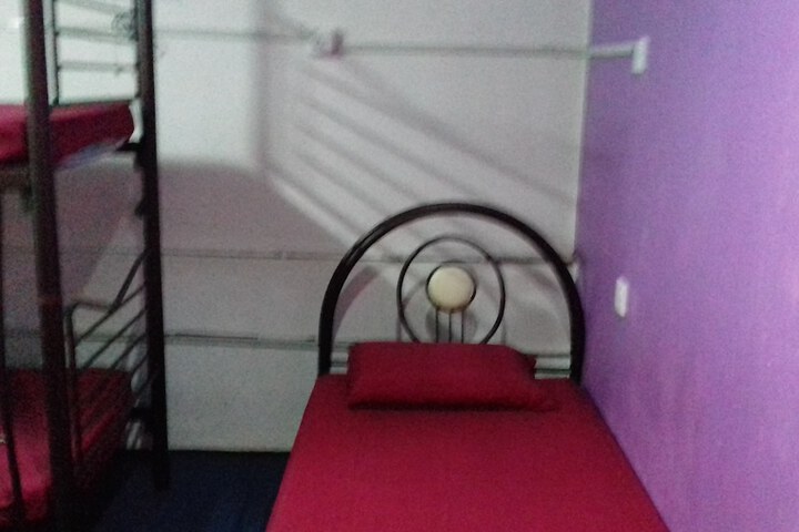 Room 13 of 41