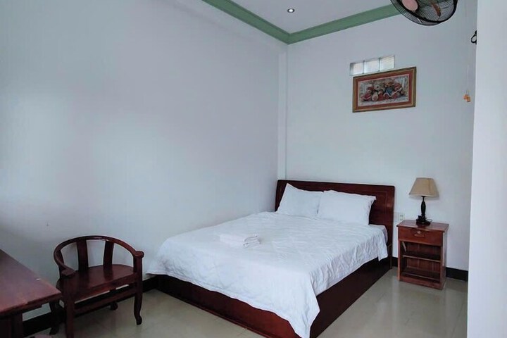 Room 27 of 59