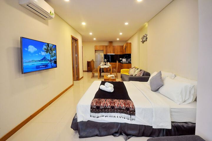 Room 100 of 230