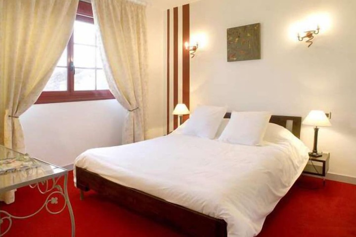 Room 5 of 21