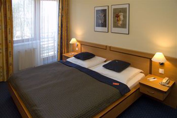Room 36 of 67