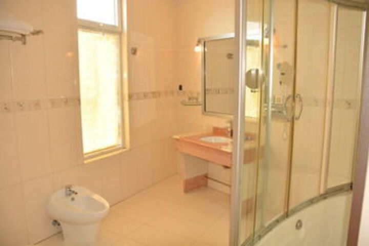 Room 3 of 22