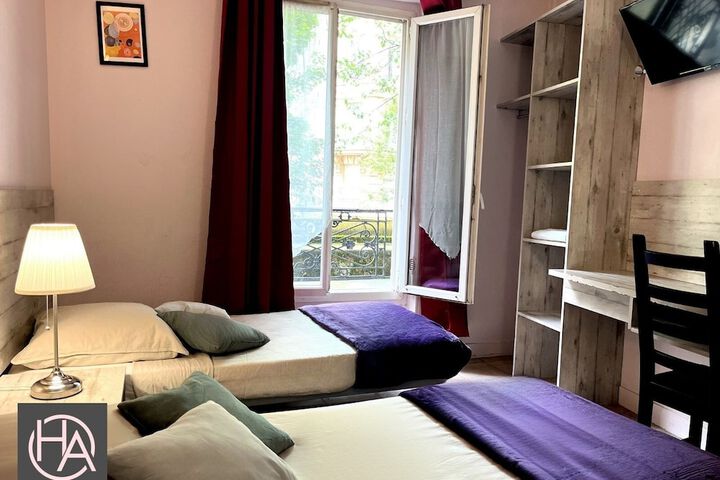 Room 8 of 23