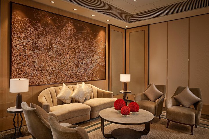 Ballroom/Hall 77 of 104