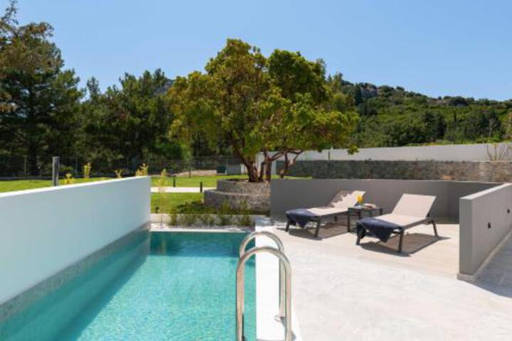 Terrace/Patio 2 of 117