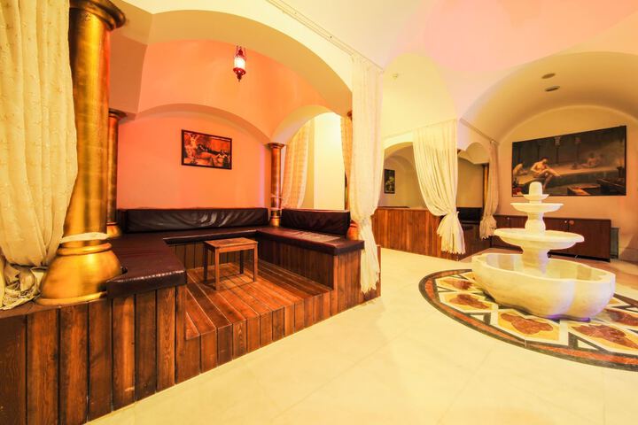Lounge 147 of 201