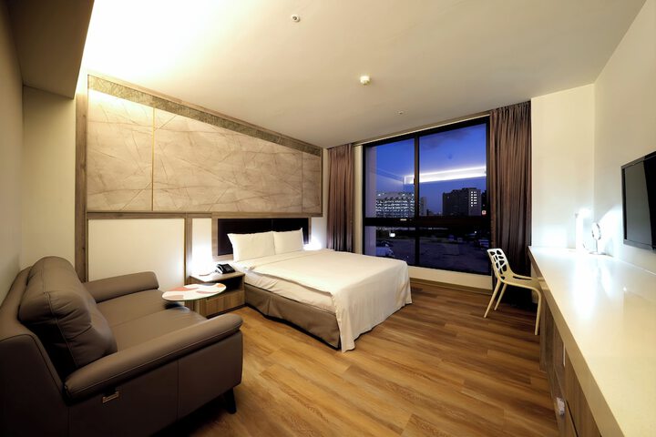 Room 34 of 155
