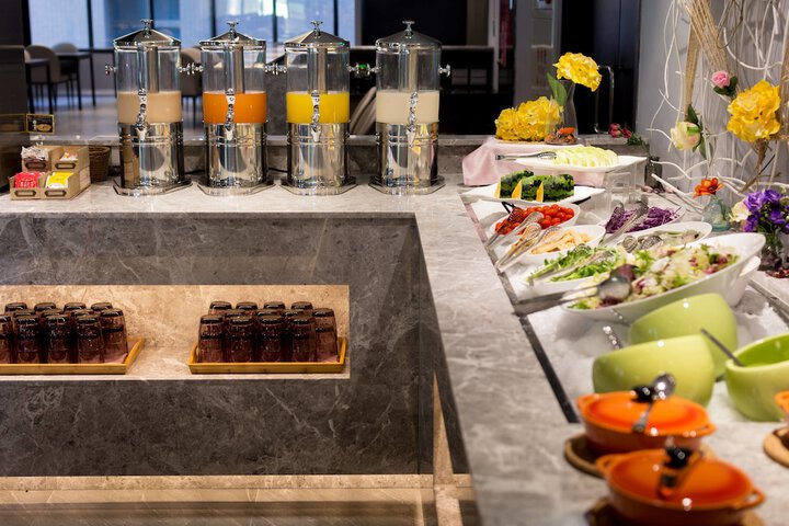 Breakfast/Coffee Service 33 of 37
