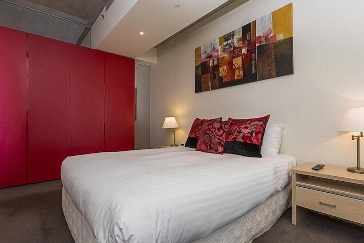 Room 2 of 13