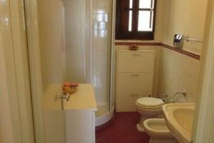 Room 7 of 23