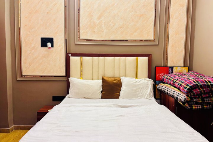 Room 18 of 85