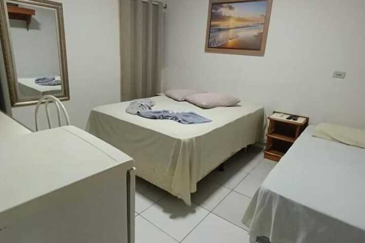 Room 14 of 34
