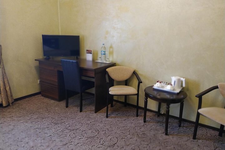 Room 24 of 67