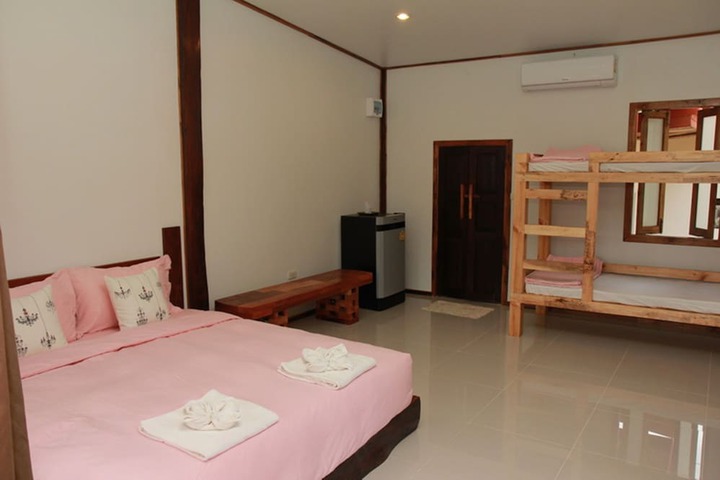 Room 4 of 13