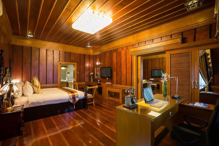 Room 58 of 181