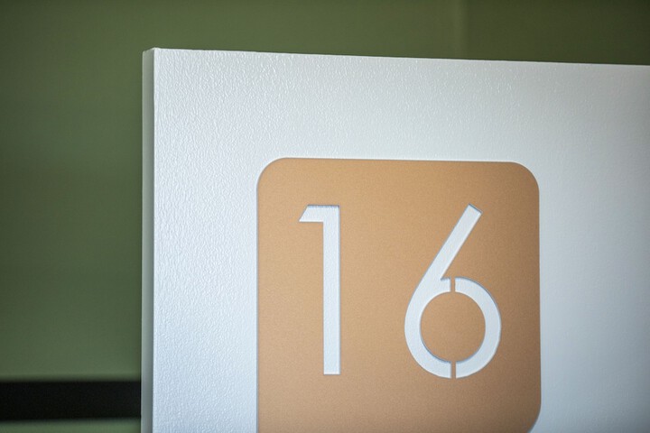 Room 15 of 67