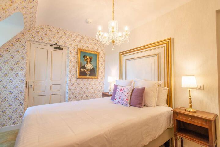 Room 40 of 75