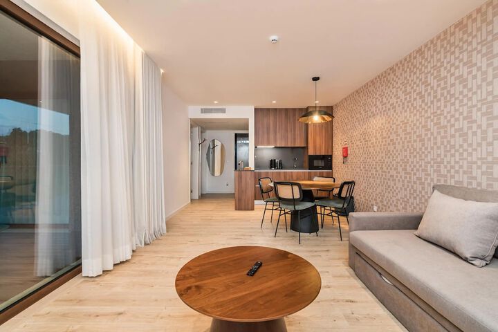 Room 29 of 52