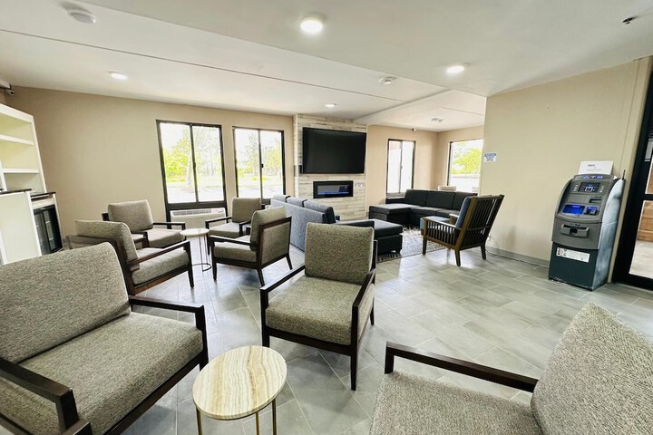 Lobby Entry