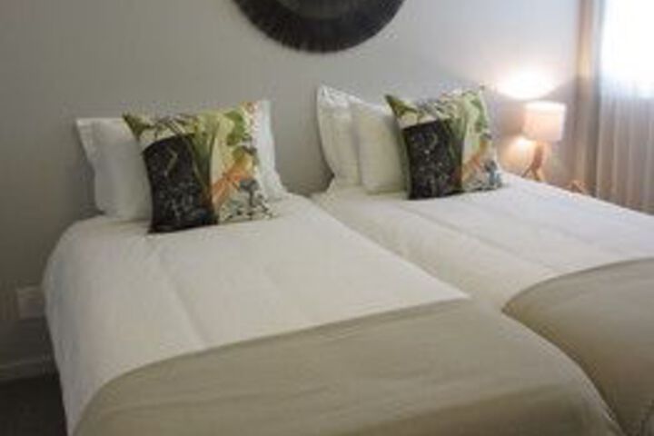 Room 25 of 60