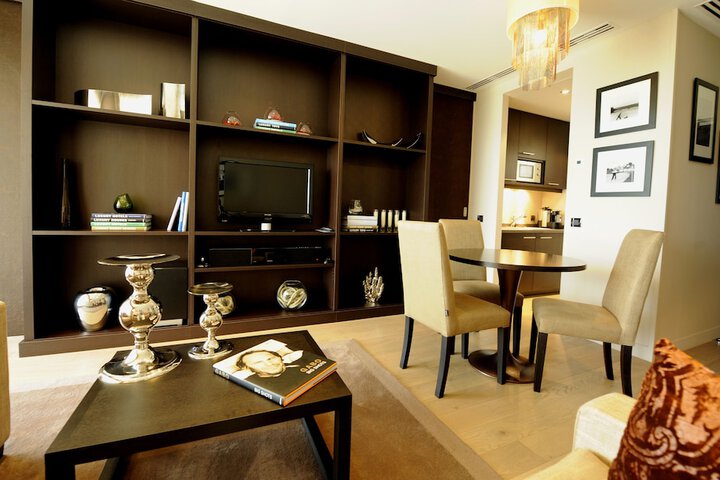 Room 21 of 85