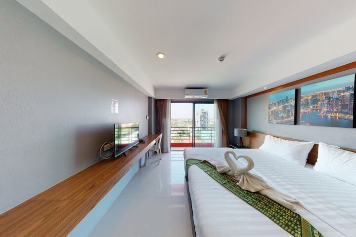 Room 89 of 181