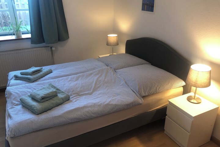 Room 53 of 69