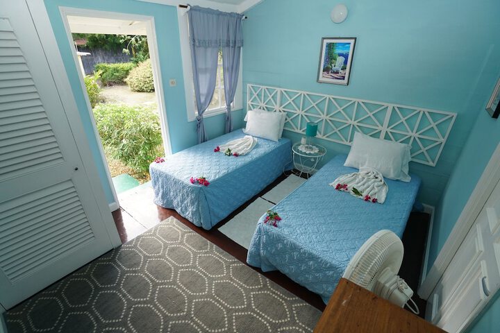 Room 12 of 81