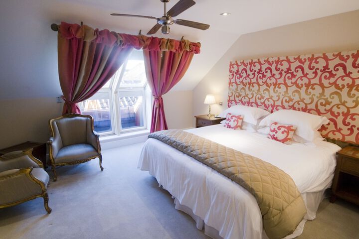 Room 19 of 42