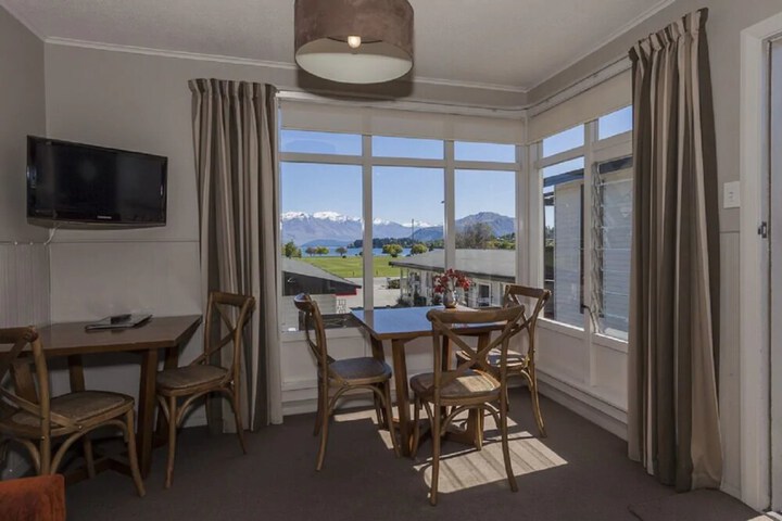 Room 15 of 29