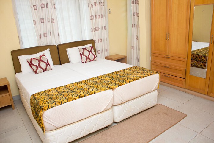 Room 6 of 26