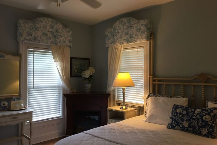Room 9 of 70