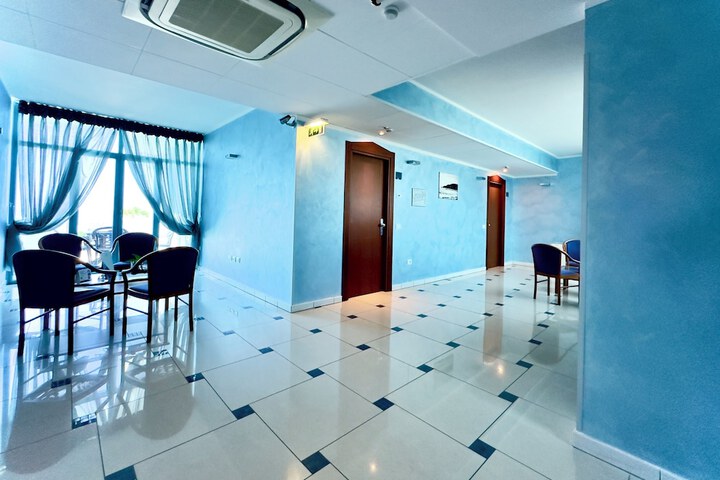 Hotel Lobby