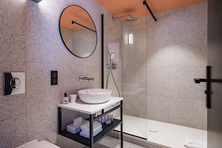 Clean Restrooms