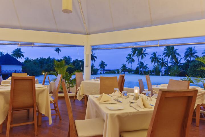 Dining 60 of 81
