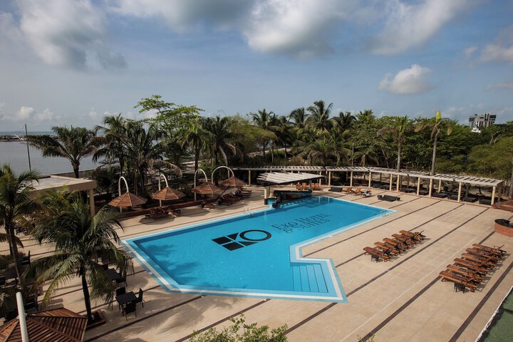 Pool Hotel