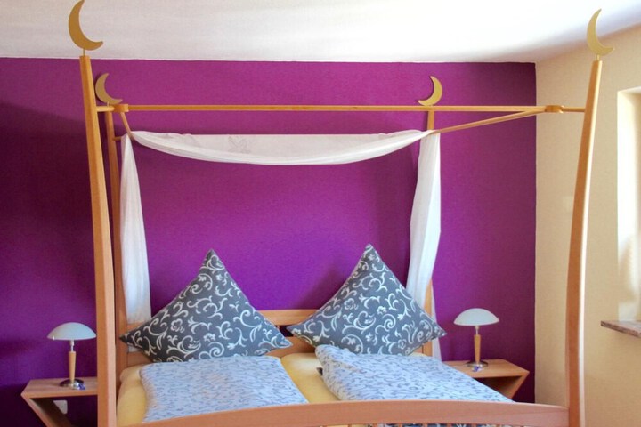 Room 4 of 45