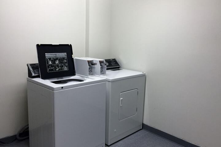 Room 26 of 32
