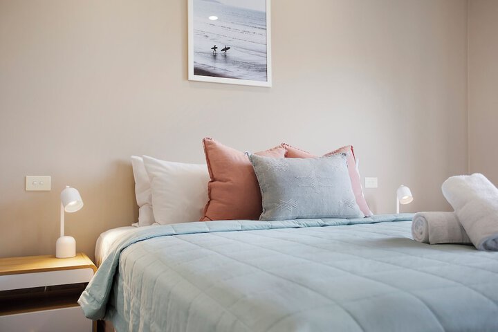 Room 25 of 192