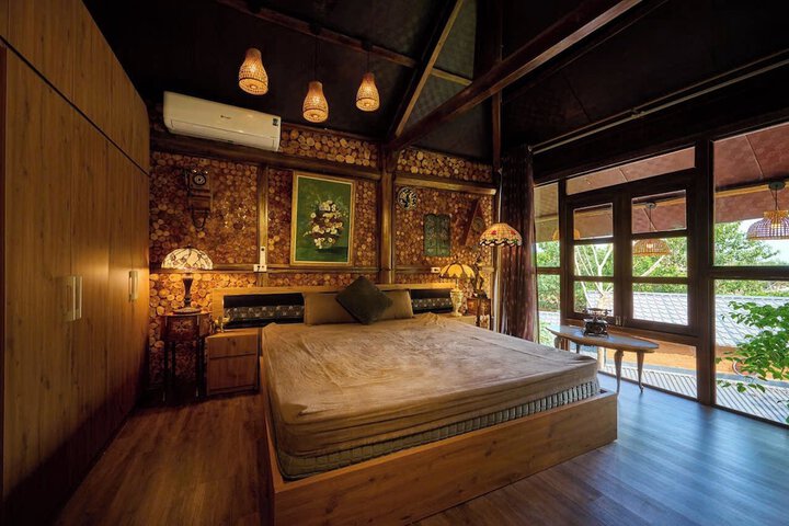 Room 70 of 149