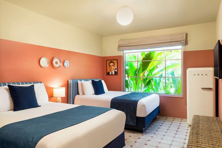 Room 20 of 46