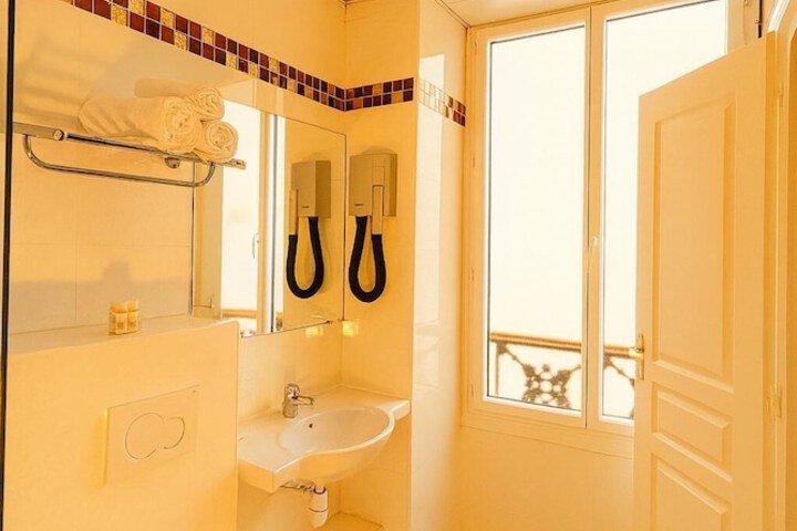 Bath Photo