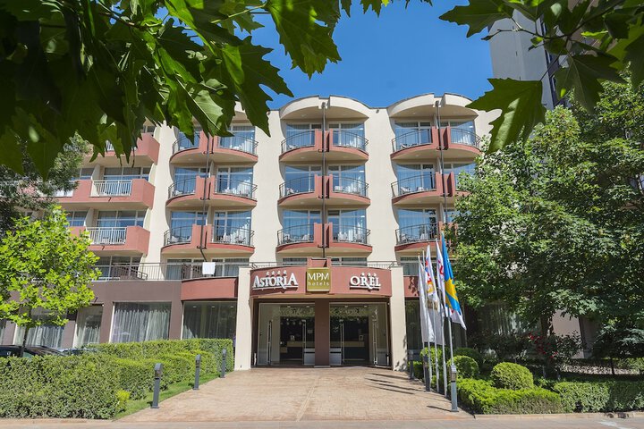 Hotel 84 of 95