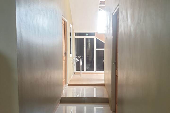 Ballroom/Hall 53 of 58
