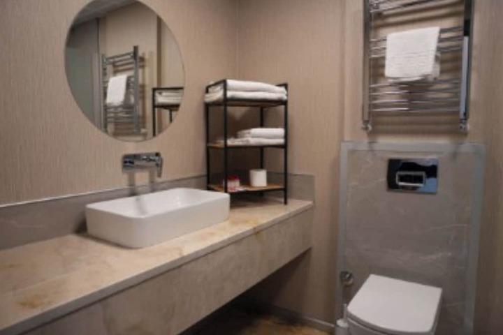 Clean Restrooms