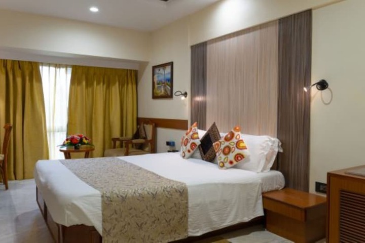 Room 8 of 70